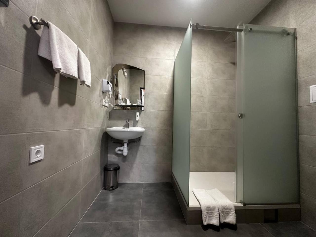 Hotel Express Корпус 2 Kiew Exterior foto